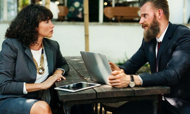 如何成為一名合格的KTV管理經理